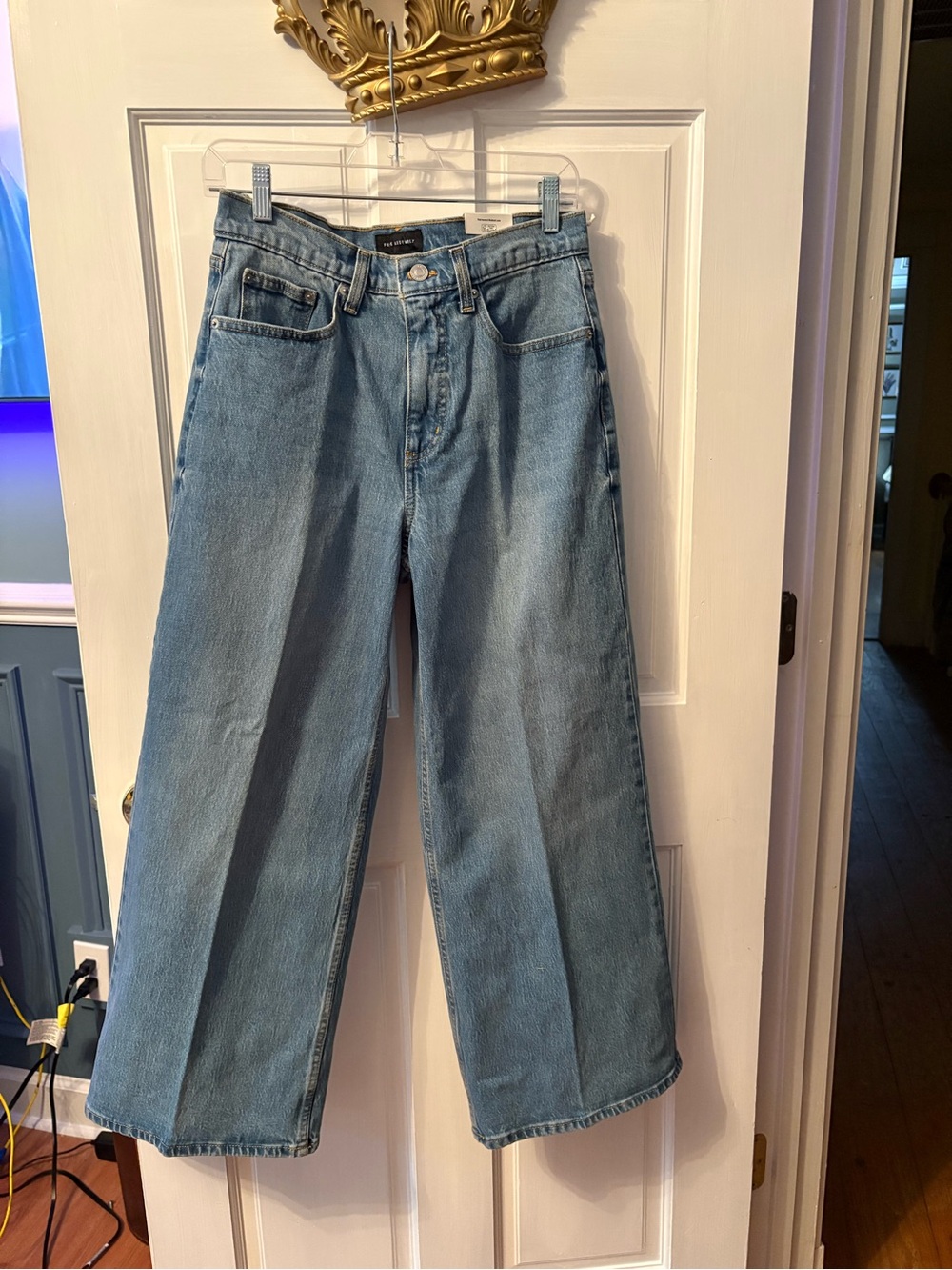 High-Rise Light Blue Wide-Leg Jeans for Women